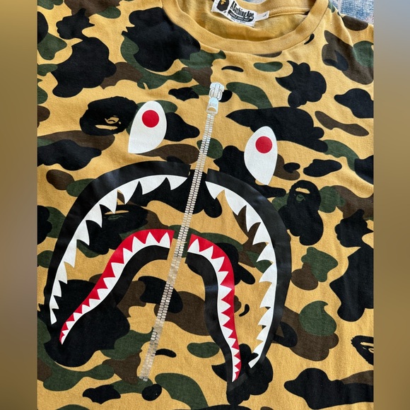 BAPE 1ST CAMO SHARK TEE MENS - Picture 7 of 11